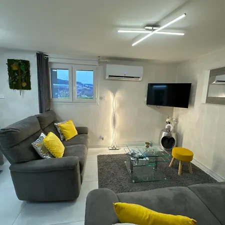 아파트 App Le Petit Nid D'Abeille Cocon Pour 2 Pers, Spa Privee Et Sauna, Belle Vue Avec Terrasse