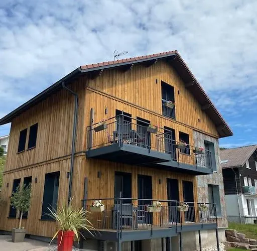 App Le Nid D'abeille Pour 2 Pers,spa Privee Des Le 1ier Mai, Belle Vue Avec Terrasse Appartement